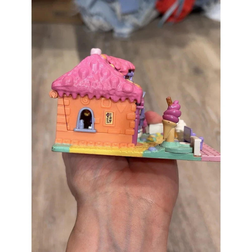 Vintage 1995 Poly Pocket Ice Cream Parlor Scented Play Set With Doll
